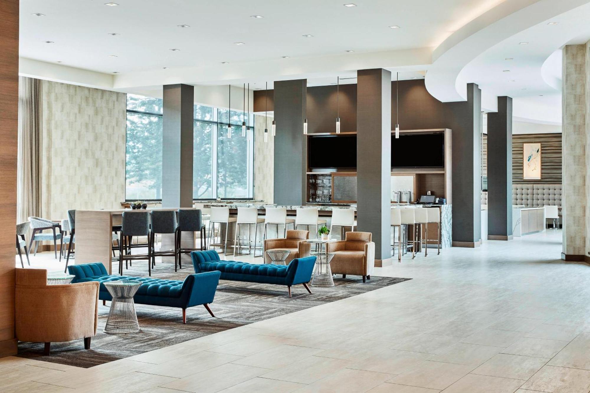 Ac Hotel By Marriott Cincinnati At The Banks Екстериор снимка